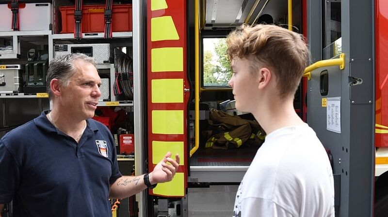 Ein neuer Jahrgang Auszubildende startet bei den Ford-Werken